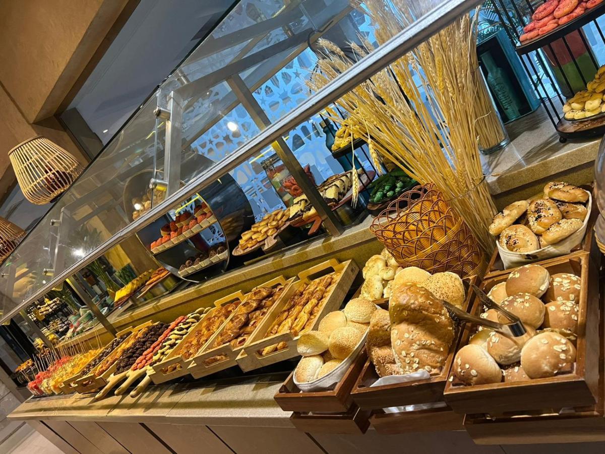 Holiday Inn Al Khobar - Corniche By Ihg מראה חיצוני תמונה