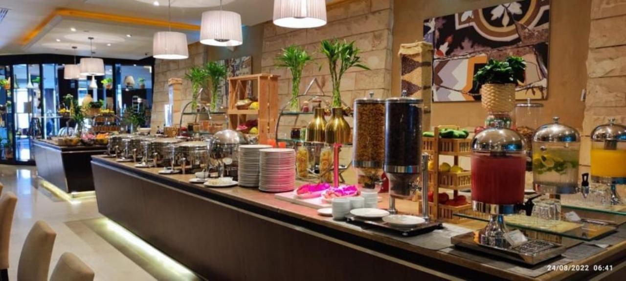 Holiday Inn Al Khobar - Corniche By Ihg מראה חיצוני תמונה