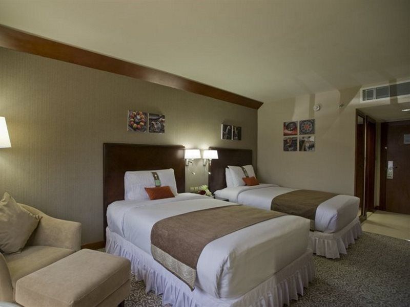 Holiday Inn Al Khobar - Corniche By Ihg מראה חיצוני תמונה