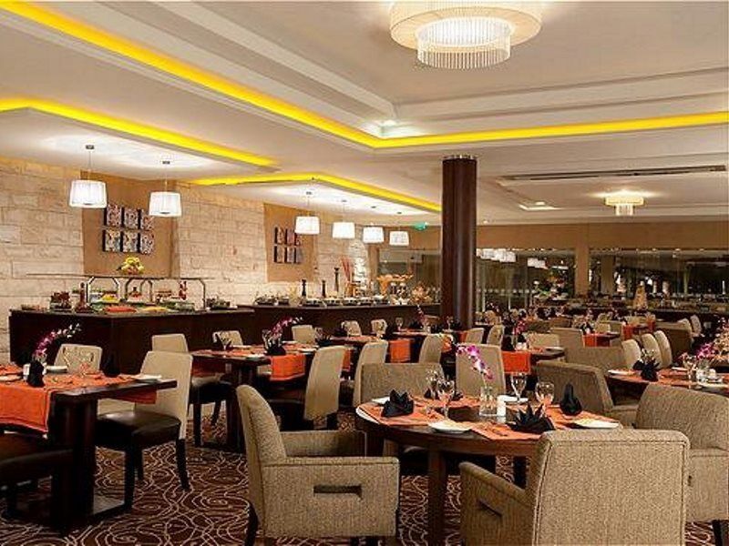 Holiday Inn Al Khobar - Corniche By Ihg מראה חיצוני תמונה